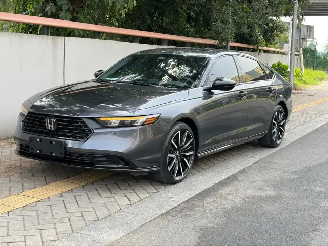 Фотография автомобиля — Honda Accord