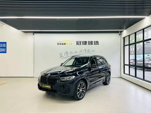 Фотография автомобиля — BMW X3
