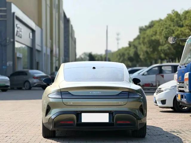 Xiaomi SU7 — Фото автомобиля 4