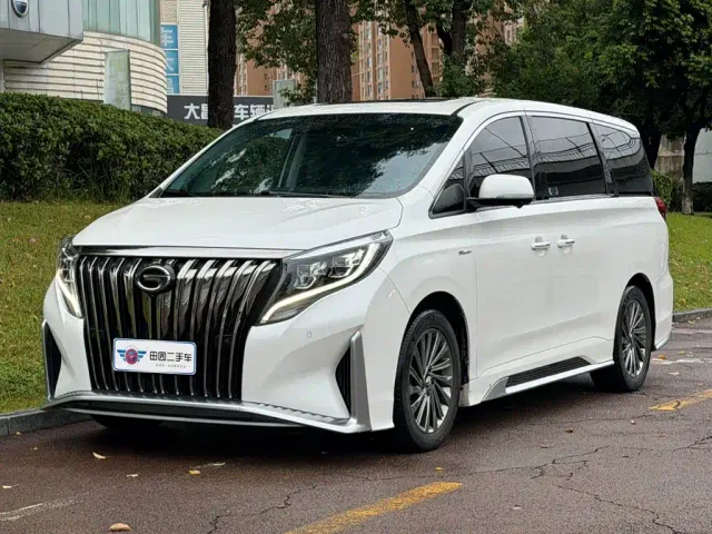 Фотография автомобиля — GAC Trumpchi M8