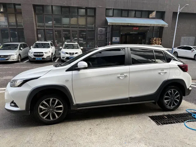 Toyota YARiS L Zhi Xuan — Фото автомобиля 4