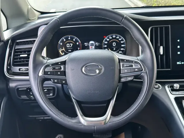 GAC Trumpchi M8 — Фото автомобиля 30