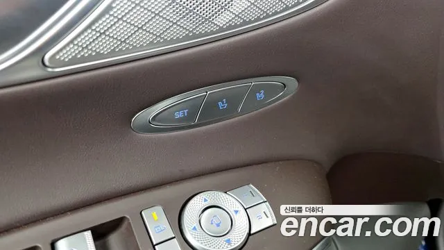Genesis GV70 2.5T Бензин AWD — Фото автомобиля 27