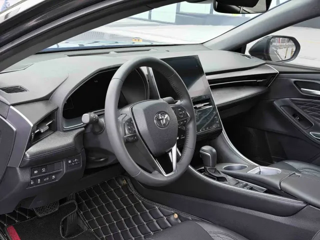 Toyota Avalon — Фото автомобиля 6