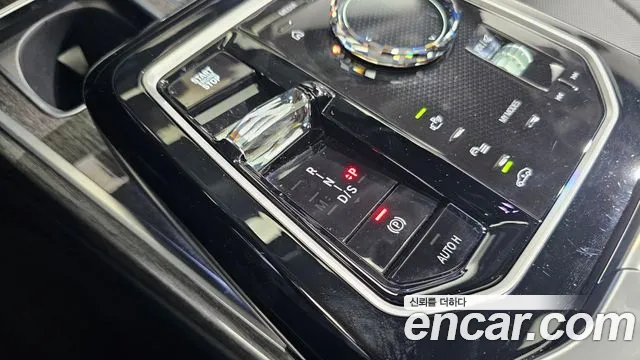 BMW 7-Series 7 серия (G70) — Фото автомобиля 9