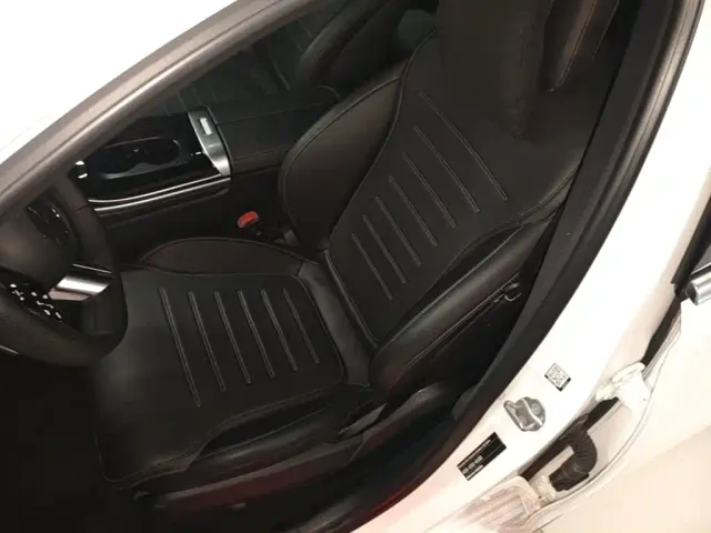 Mercedes-Benz C-Class — Фото автомобиля 14