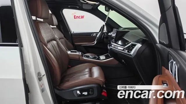 BMW X5 xDrive 40i M Sport — Фото автомобиля 23