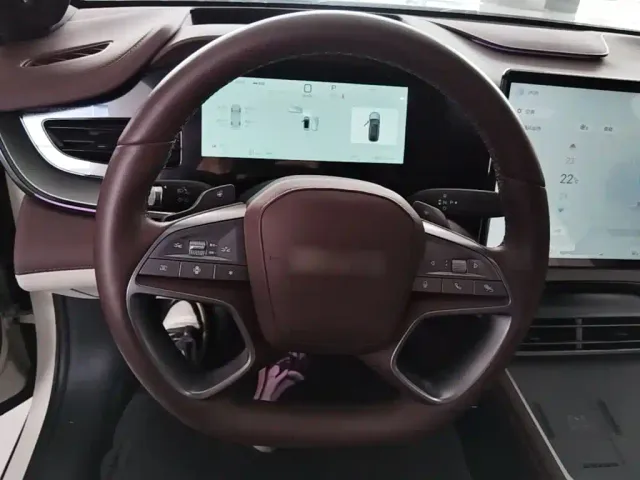 BYD Seal 07 DM-i — Фото автомобиля 10