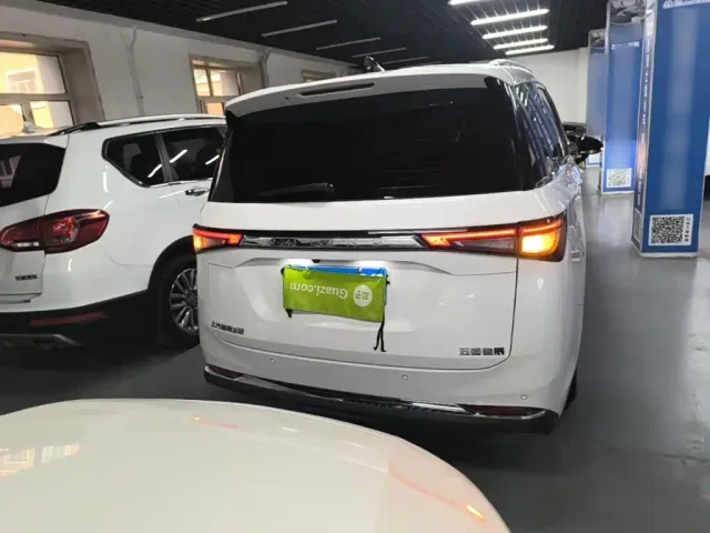 Wuling Jiachen — Фото автомобиля 5