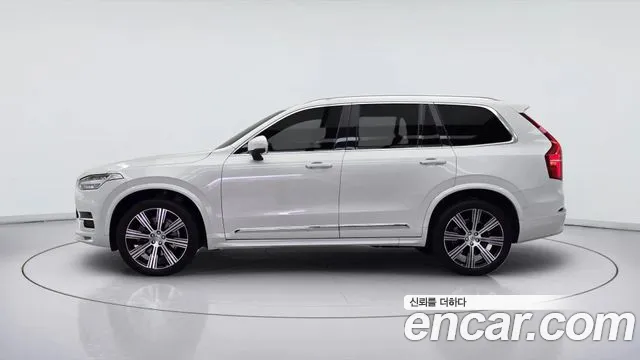 Вольво XC90 — Фото автомобиля 4