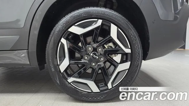 Kia Seltos Бензин 1.6 турбо 2WD — Фото автомобиля 21