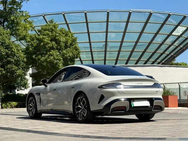 Xiaomi SU7 — Фото автомобиля 9