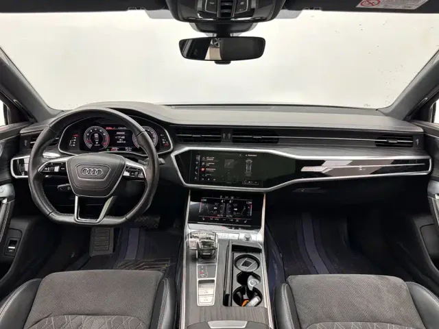 Audi A6L — Фото автомобиля 10