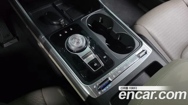 Kia Carnival 4th Gen — Фото автомобиля 9
