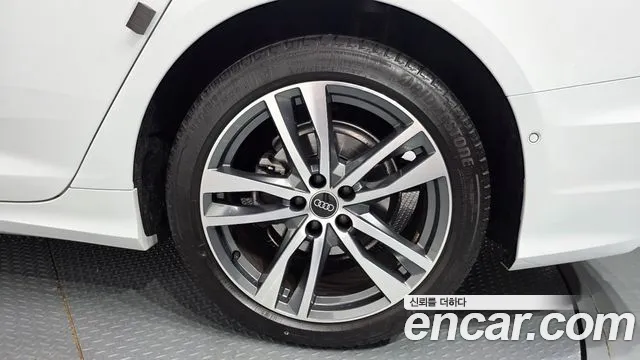 Audi A6 40 TDI Premium — Фото автомобиля 19