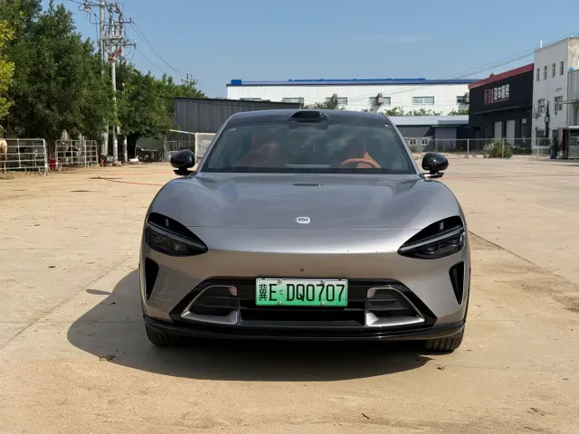Xiaomi YU7 — Фото автомобиля 2