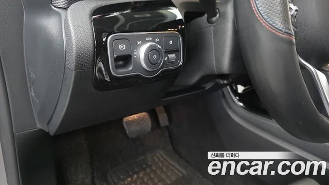 Mercedes-Benz A-Class W177 — Фото автомобиля 18