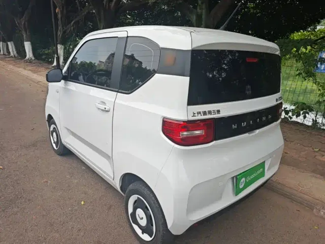Wuling Hongguang Mini EV — Фото автомобиля 4