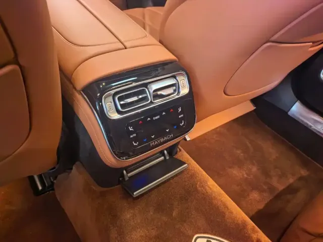 Mercedes-Benz Maybach S-Class — Фото автомобиля 12