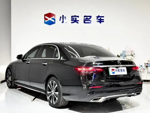 Mercedes-Benz E-Class — Фото автомобиля 9