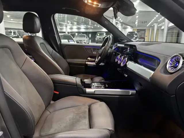 Mercedes-Benz EQB — Фото автомобиля 19