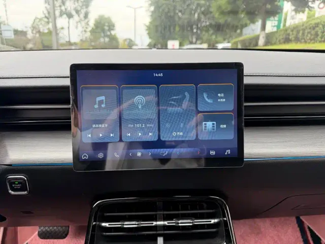 Wuling Starlight — Фото автомобиля 10