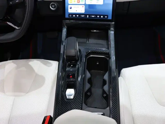 Geely Boyue — Фото автомобиля 15