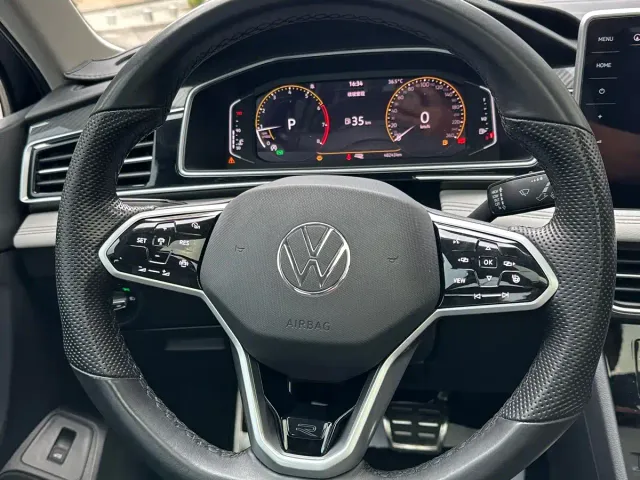 Volkswagen Tiguan L — Фото автомобиля 14
