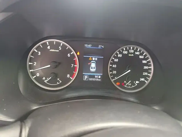 Nissan Sylphy — Фото автомобиля 11