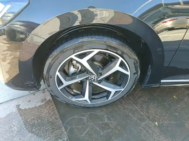 Volkswagen Passat — Фото автомобиля 22