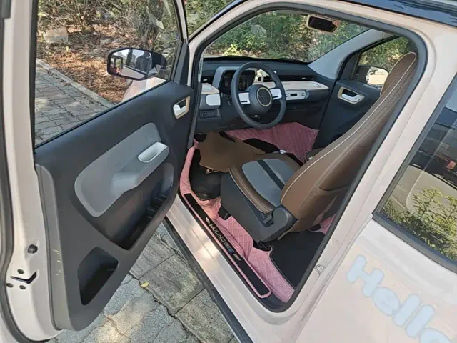 Wuling Hongguang Mini EV — Фото автомобиля 15