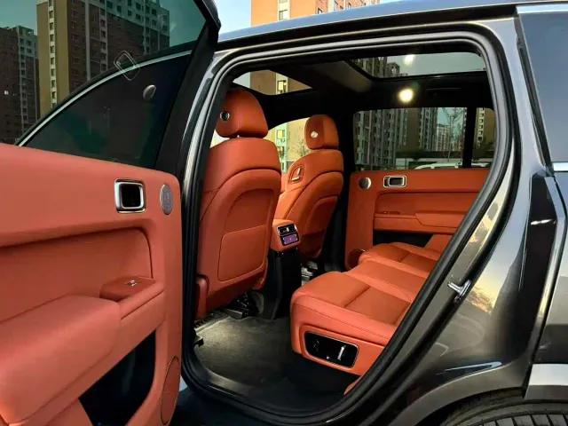 Li Auto L7 — Фото автомобиля 6