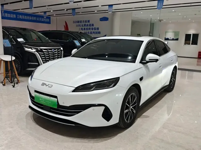 Фотография автомобиля — BYD Seal 06