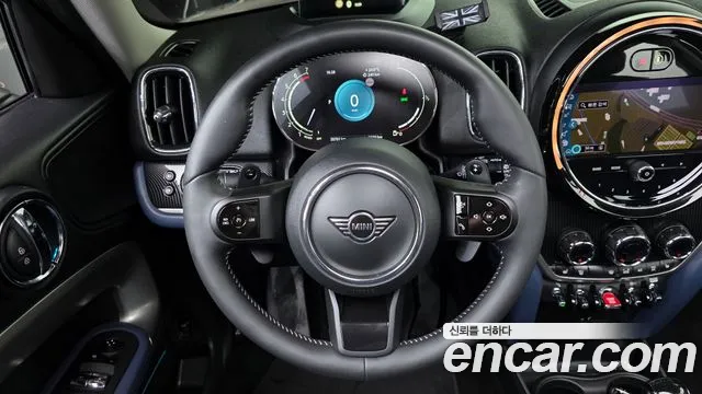 Mini Countryman — Фото автомобиля 12