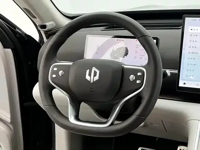 Leapmotor D Series — Фото автомобиля 15