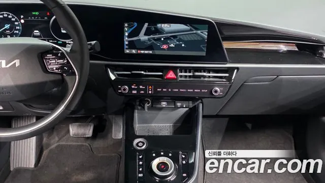 Kia Niro — Фото автомобиля 20