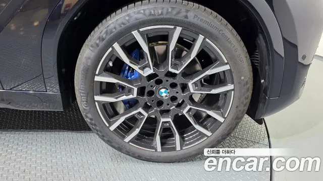 BMW X6 xDrive40i M Sport — Фото автомобиля 19