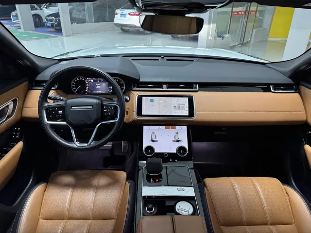 Land Rover Range Rover Velar 2023 250PS Gloss Black Collector's Edition — Фото автомобиля 5