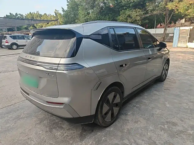 GAC Aion Y — Фото автомобиля 6