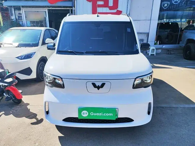 Wuling Zhiguang NEV — Фото автомобиля 2