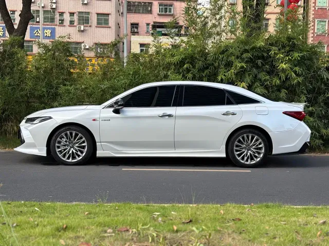 Toyota Avalon — Фото автомобиля 22