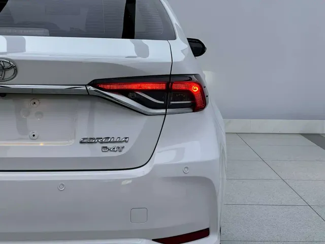 Toyota Corolla — Фото автомобиля 7