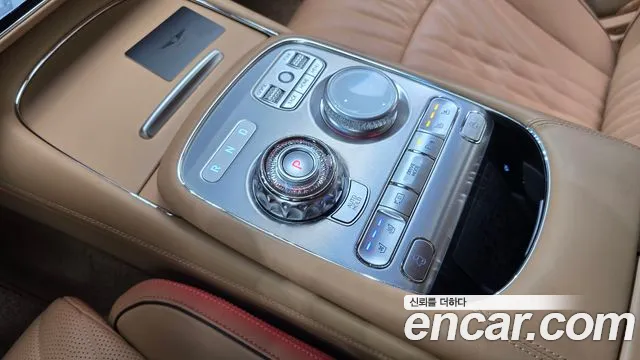 Genesis G90 Бензин 3.5 турбо AWD — Фото автомобиля 9