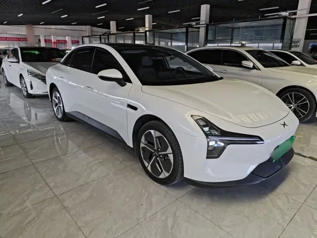 Xpeng MONA M03 — Фото автомобиля 3