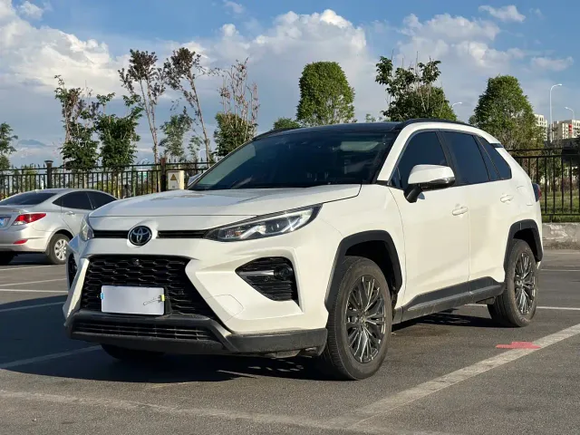 Фотография автомобиля — Toyota Wildlander