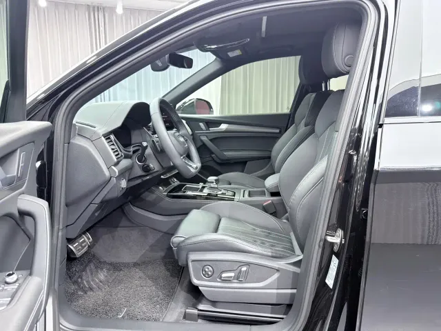 Audi Q5L — Фото автомобиля 8
