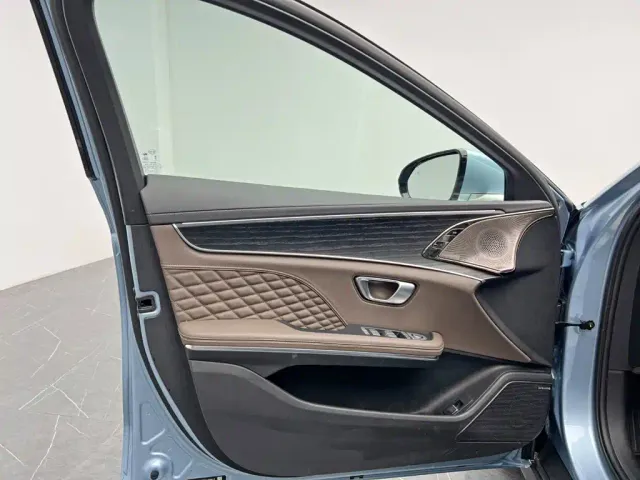 BYD Han — Фото автомобиля 12