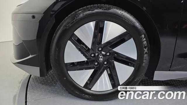 Hyundai Ioniq 6 — Фото автомобиля 5