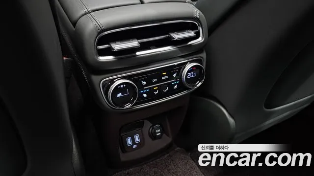 Genesis GV80 3.5T Бензин AWD — Фото автомобиля 18