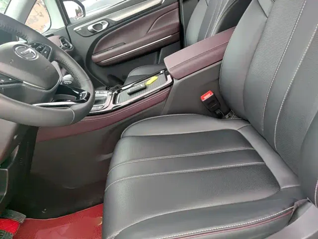 GAC Trumpchi M6 — Фото автомобиля 14